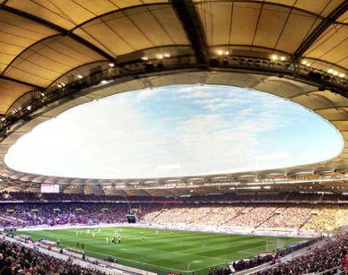 歷史悠久的膜結(jié)構(gòu)體育場：梅賽德斯-奔馳球場