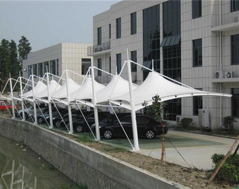 哪些因素影響著膜結構車棚的使用壽命？