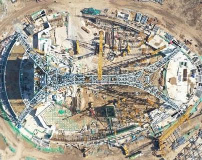 亞洲最大跨度！青島東方伊甸園項目主場館鋼結構順利合攏