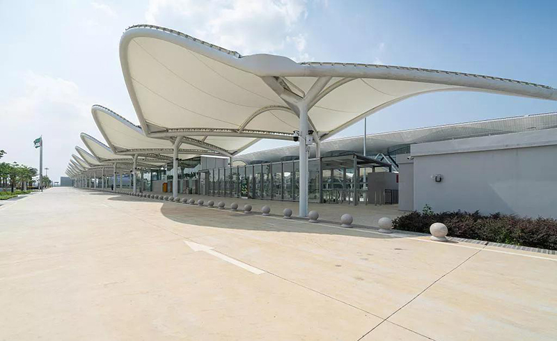 張拉索膜結(jié)構(gòu)車棚 張拉索膜結(jié)構(gòu)車棚