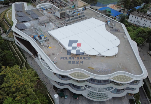 廣州白云商業(yè)綜合體中庭智能開(kāi)合屋頂，科技與自然美學(xué)的巔峰碰撞